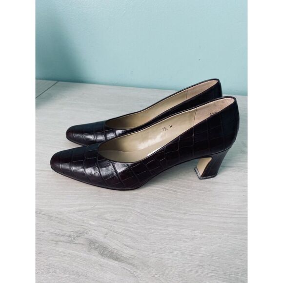 Etienne Aigner Leather Dress Shoes Size‎ 7 1/2 N - Picture 1 of 7